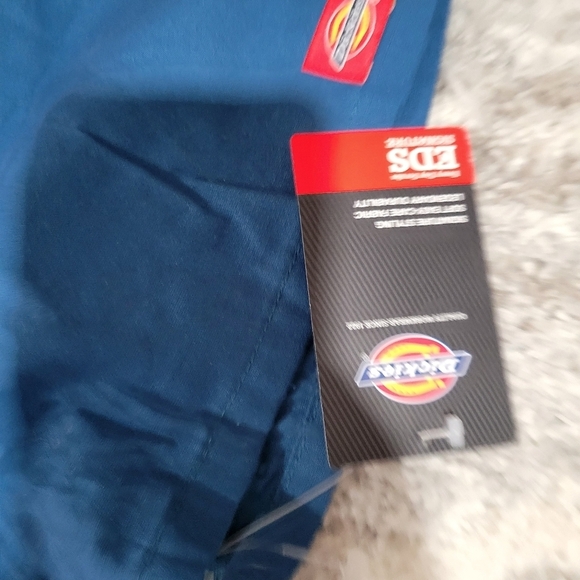 Dickies Women's Blue Scrub Top - Picture 5 of 10